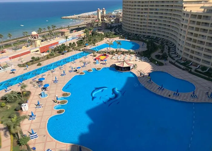Porto Sokna With Sea View Pyramids Apartments Family Only